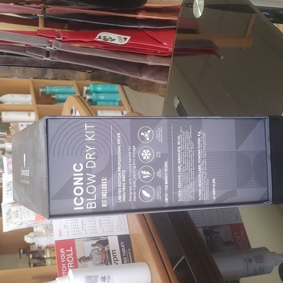 Professional Hair Dryer - Picture 3 of 7